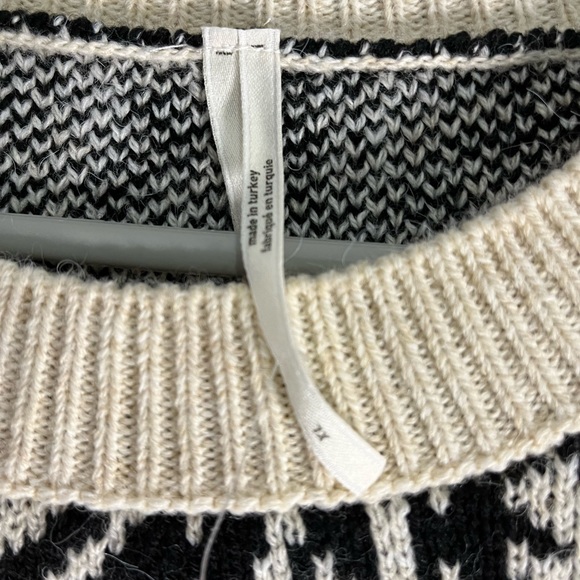 Anthropologie Sweater - Picture 3 of 3